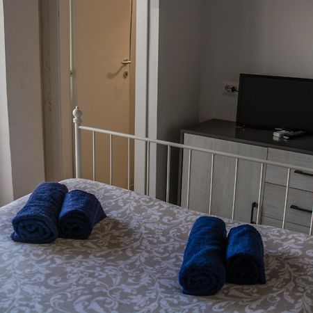 Largo Anzani 19 Hotell Rom Exteriör bild